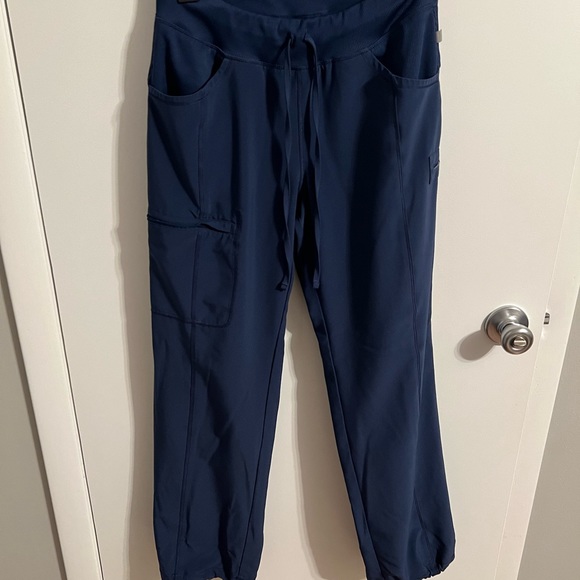 Infinity scrubs - Picture 2 of 2